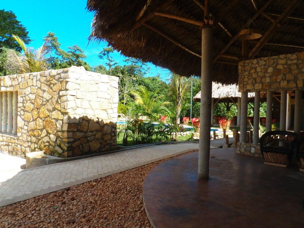 Axkan Palenque Bagian luar foto