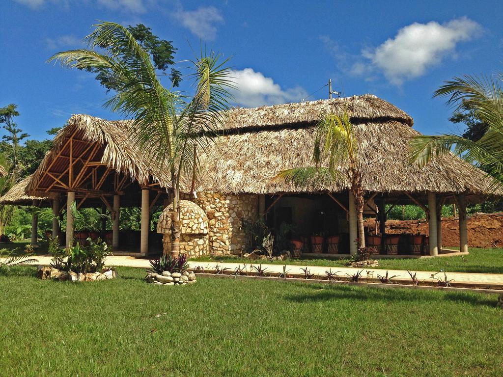 Axkan Palenque Bagian luar foto